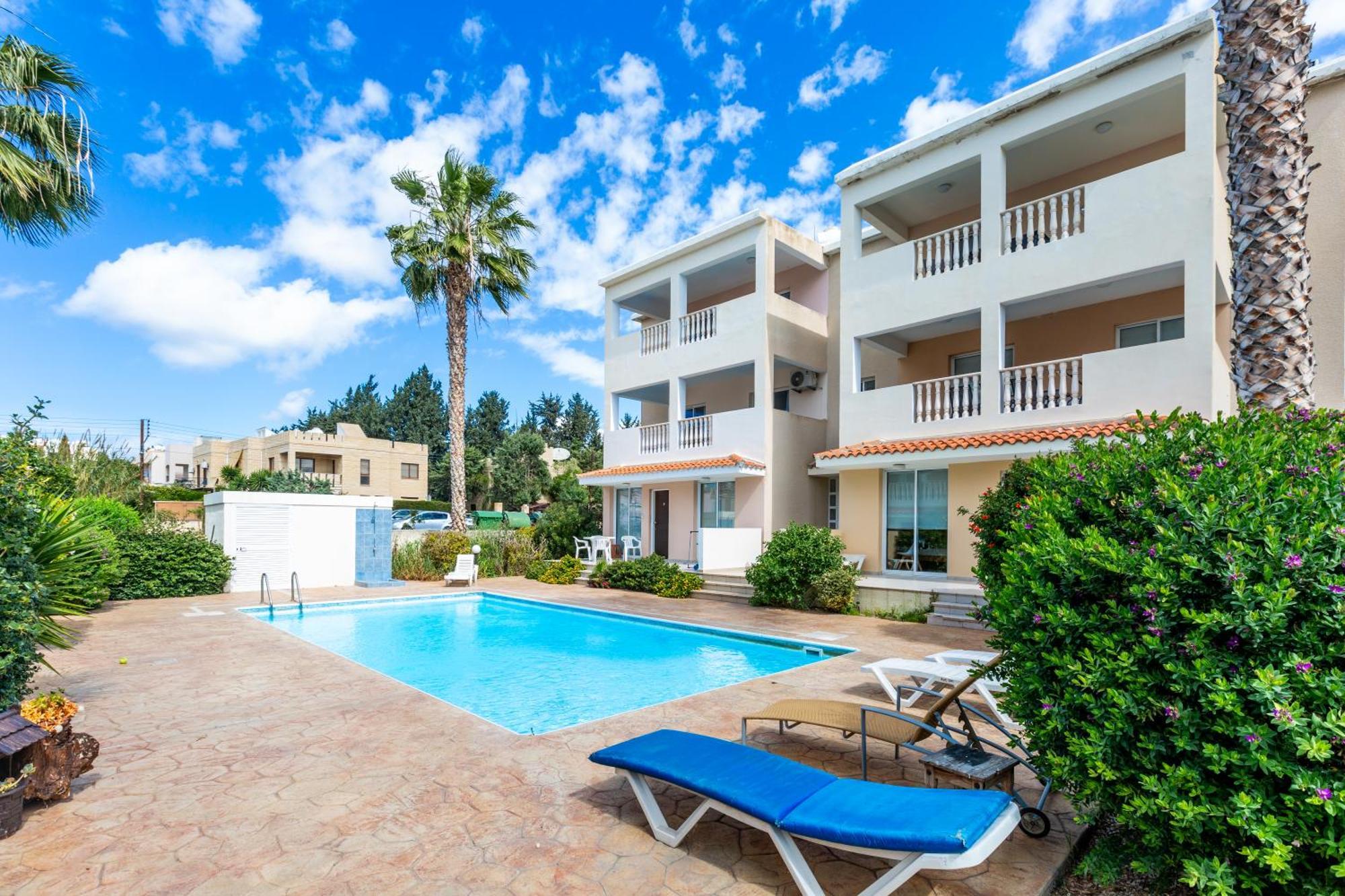 Beautiful 2 Bed Apartment With Great Views In Pafos Zewnętrze zdjęcie