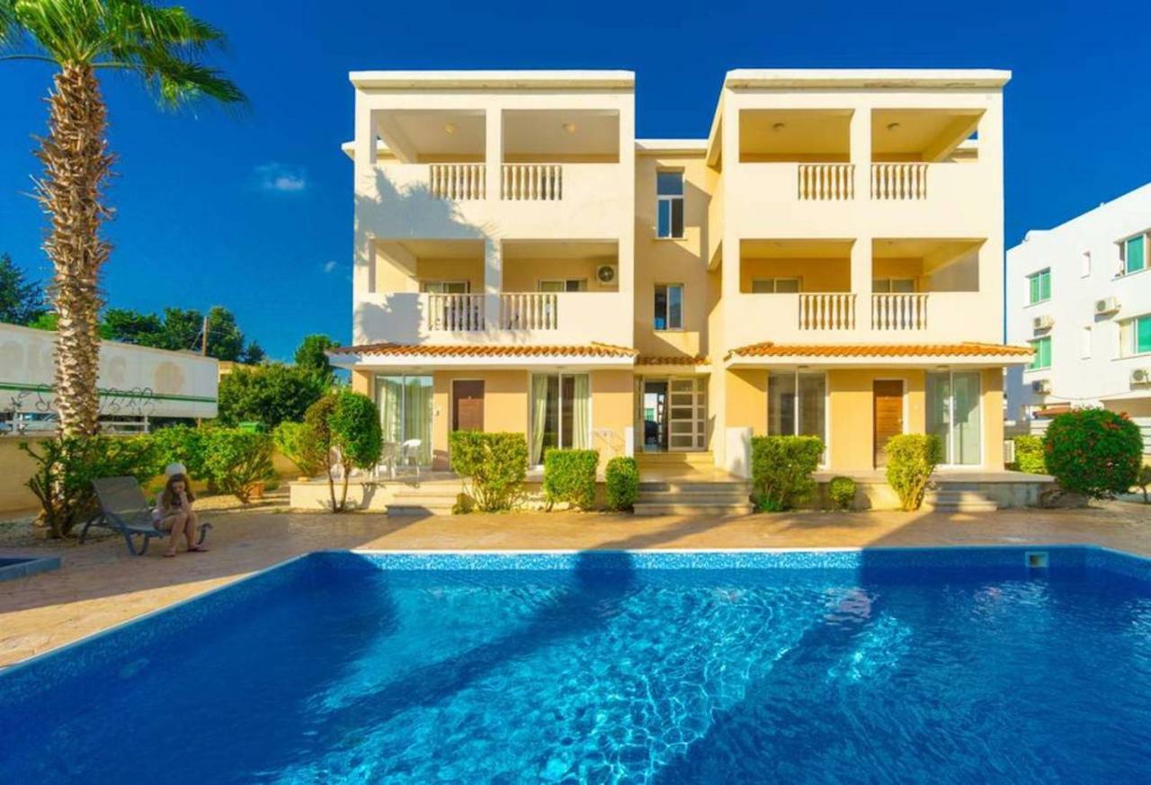 Beautiful 2 Bed Apartment With Great Views In Pafos Zewnętrze zdjęcie