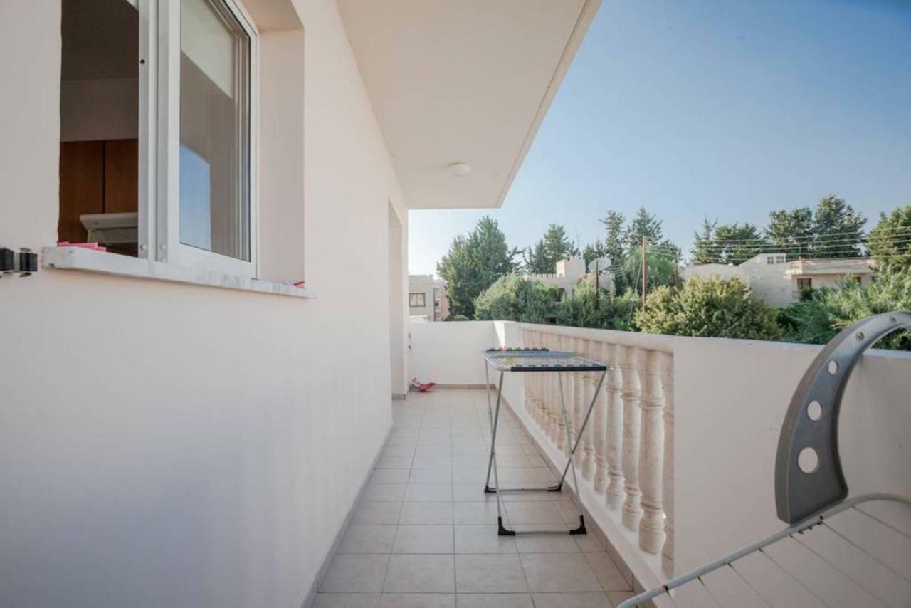 Beautiful 2 Bed Apartment With Great Views In Pafos Zewnętrze zdjęcie